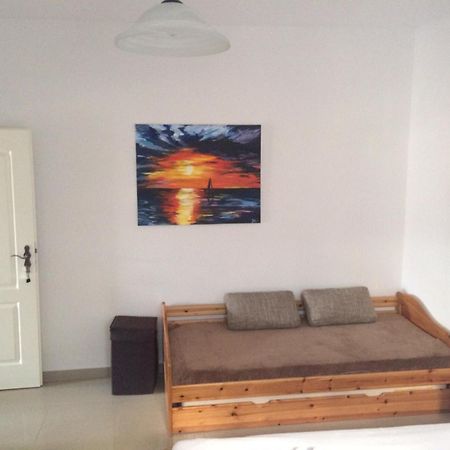 Apartments Lucija Brela Extérieur photo