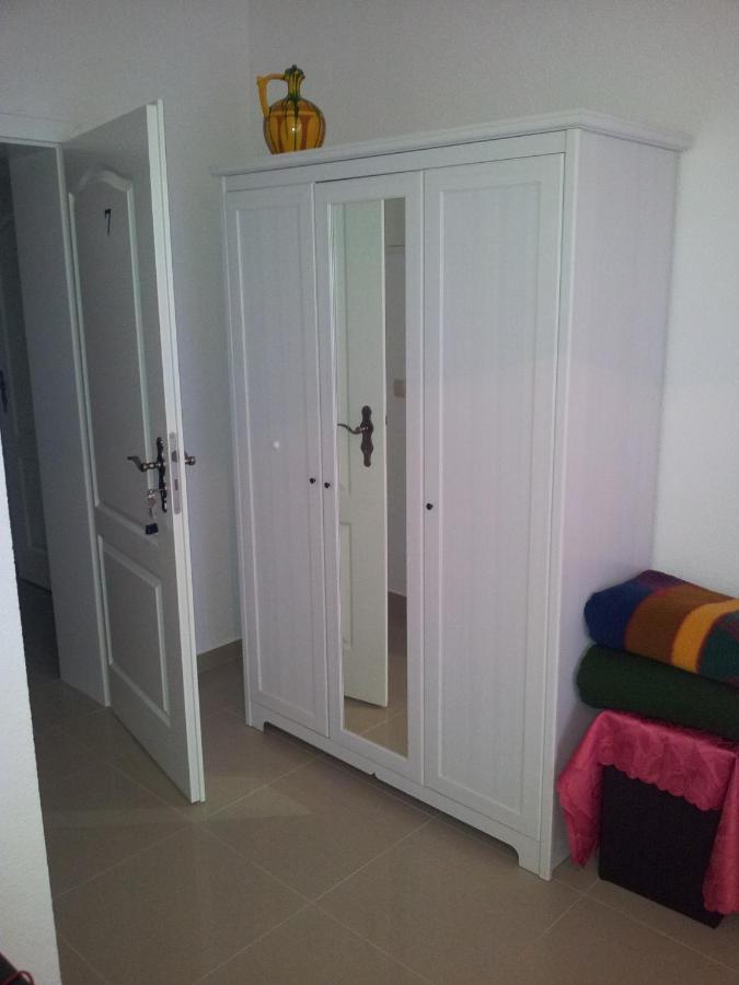 Apartments Lucija Brela Extérieur photo