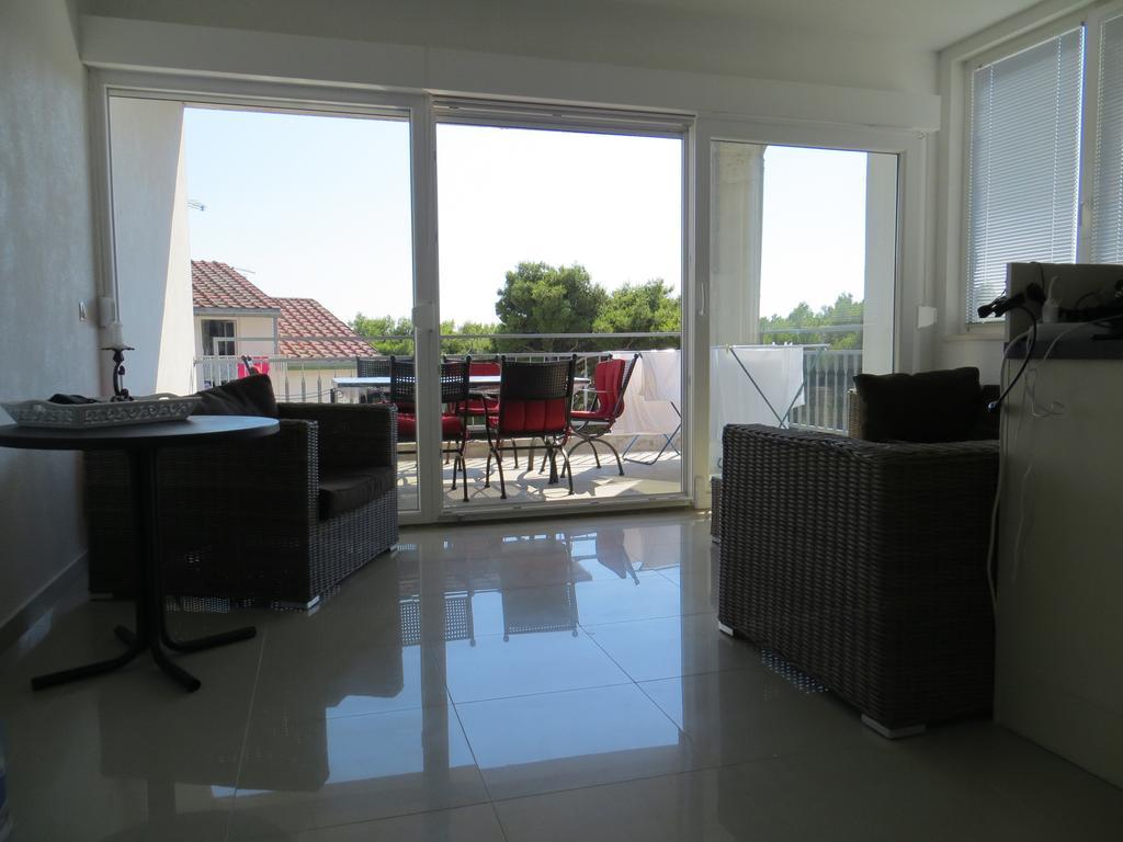 Apartments Lucija Brela Extérieur photo