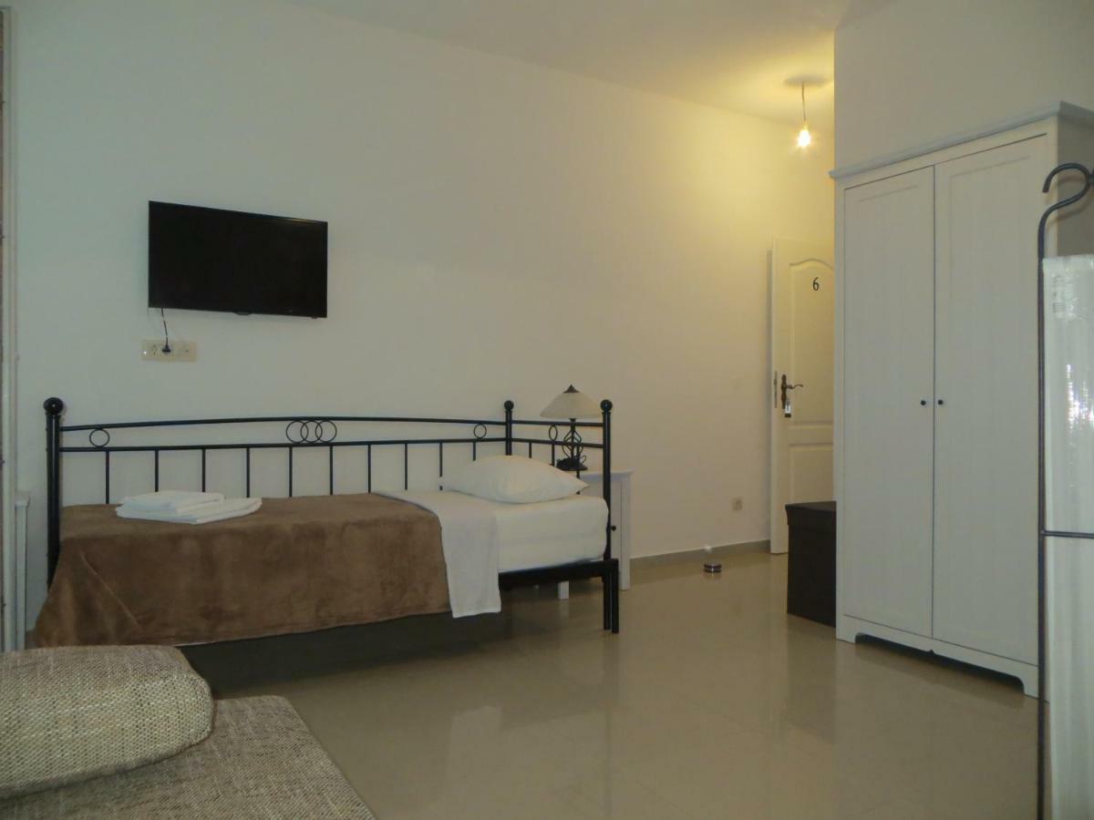 Apartments Lucija Brela Extérieur photo